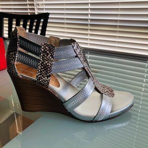 Donald J. Pliner Silver & Snake Print Wedges
